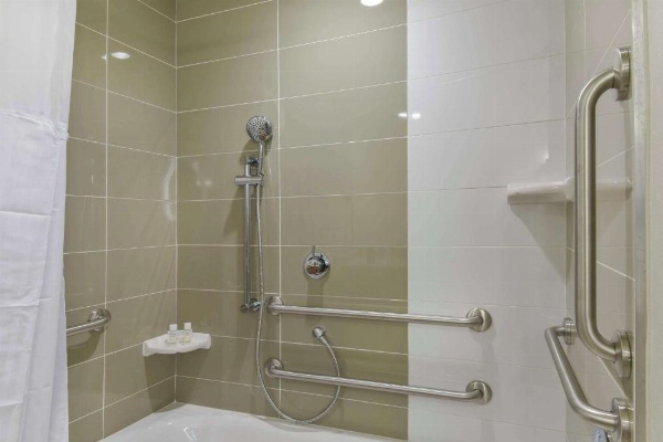 Hilton Garden Inn Raleigh/Crabtree Valley image 19