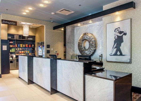 Hilton Garden Inn Raleigh/Crabtree Valley image 9